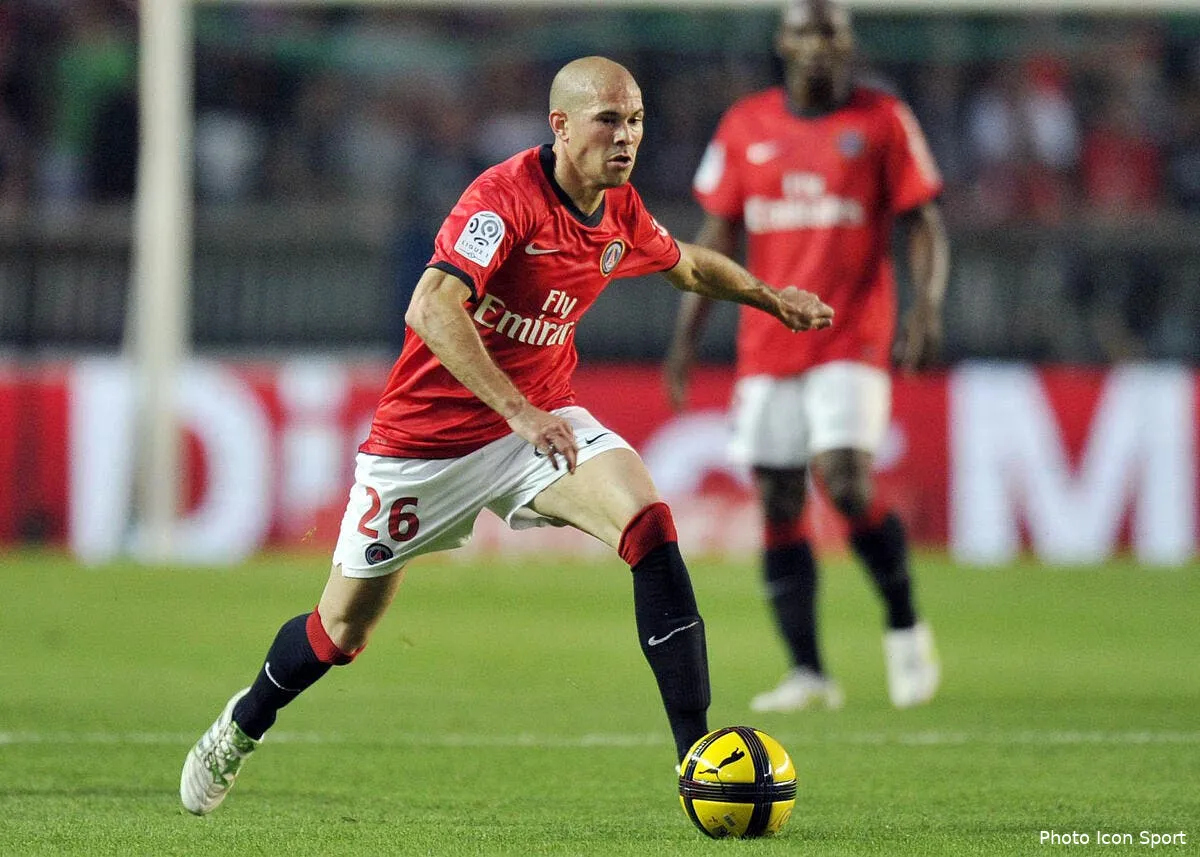 le psg s en remet plus a lorient qu au qatar iconsport lai210511 01 17322059