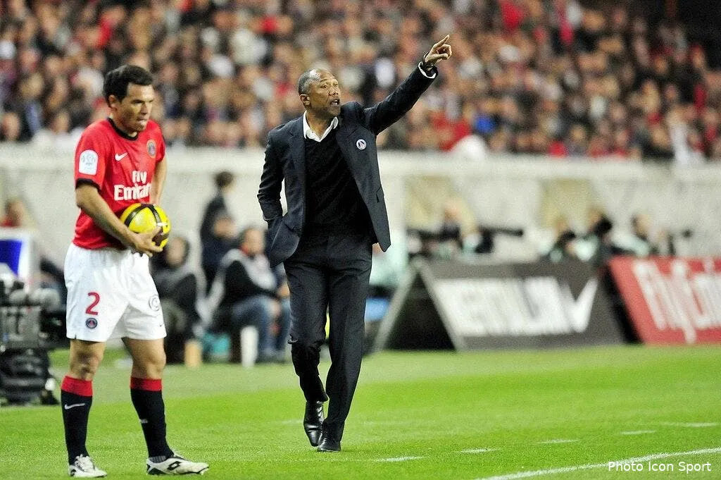 le psg se pose en favori a angers 70305 18180