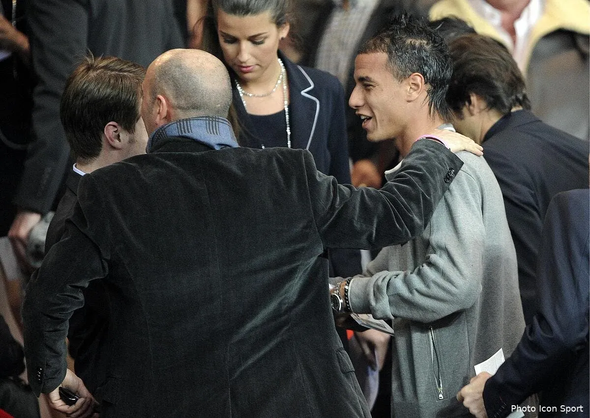 le psg se positionne pour sortir chamakh d arsenal iconsport per 250312 45 2832984