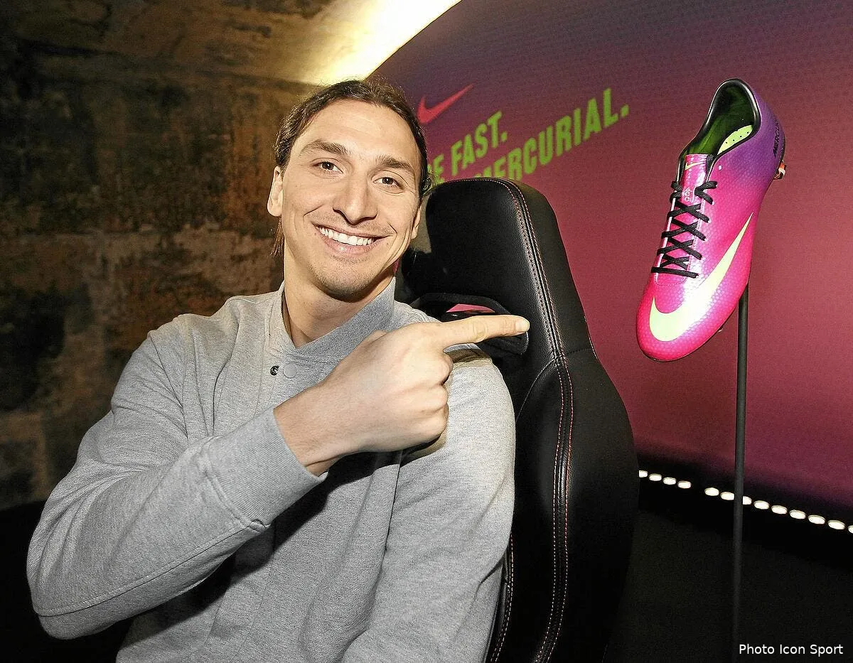 le psg signe un nouveau deal en or avec nike jusqu en 2022 iconsport mar 300113 12 0772609