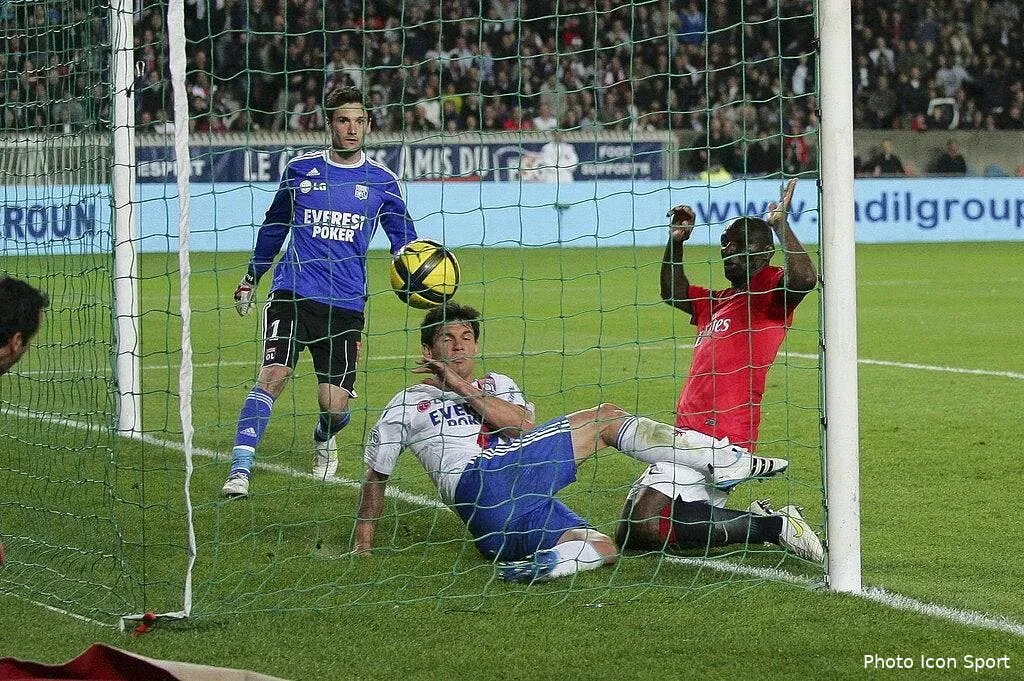 le psg sonne la charge derriere l ol 70287 18162