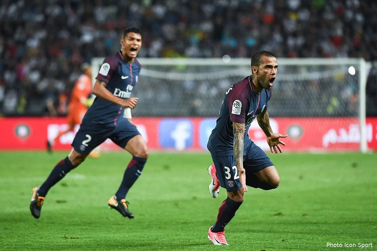 le psg tient deja son premier trophee iconsport icon dib 290717 10 40187921