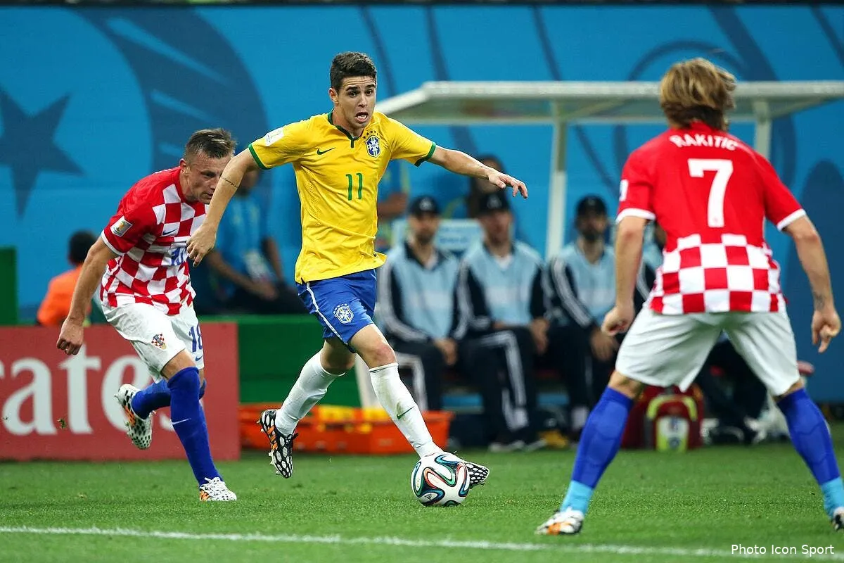 le psg voit une ouverture pour le transfert d oscar iconsport ppg 120614 05 1985103