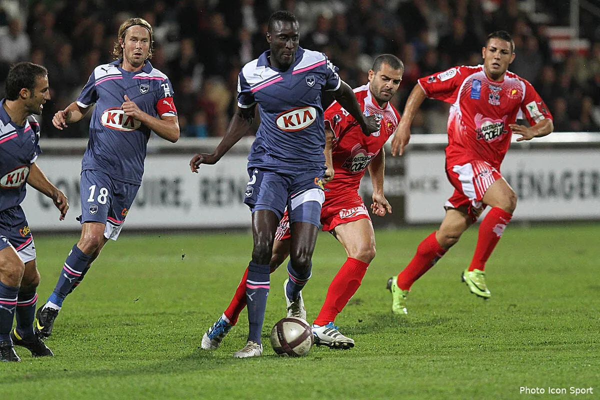 le retour du grand bordeaux inquiete ajaccio iconsport bel 291011 01 0432398