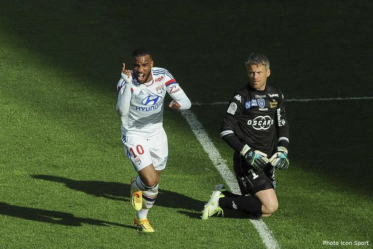 le retournement de veste de lacazette au sujet de son avenir a l ol iconsport jpt 270414 62 0781885