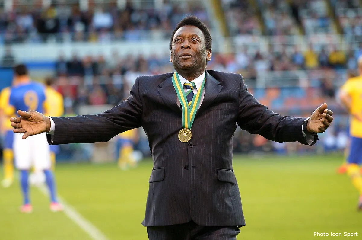 le roi pele aime bien le psg et ibrahimovic iconsport bil 150812 01 0668991