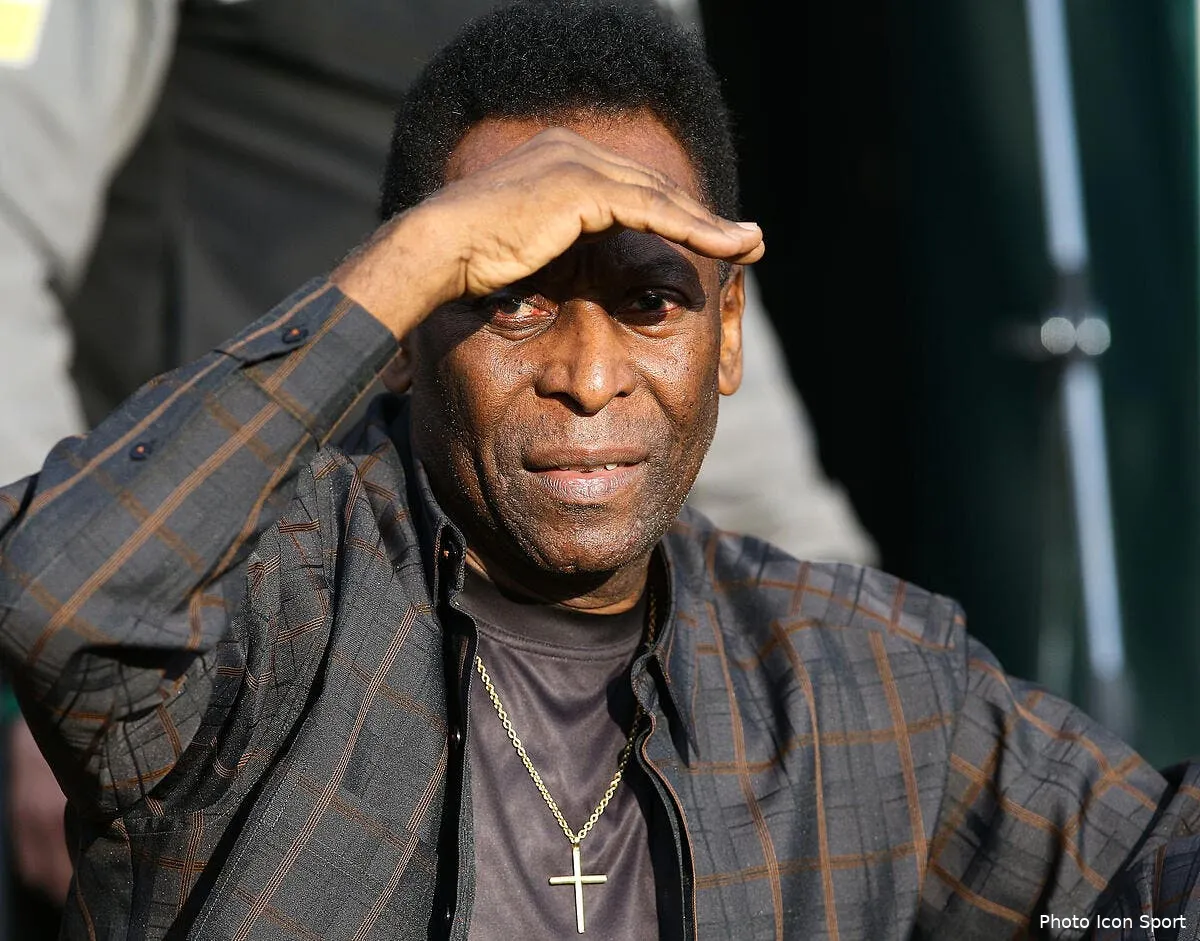 le roi pele ne tire pas sur l ambulance bresilienne iconsport ria 270314 14 0787019