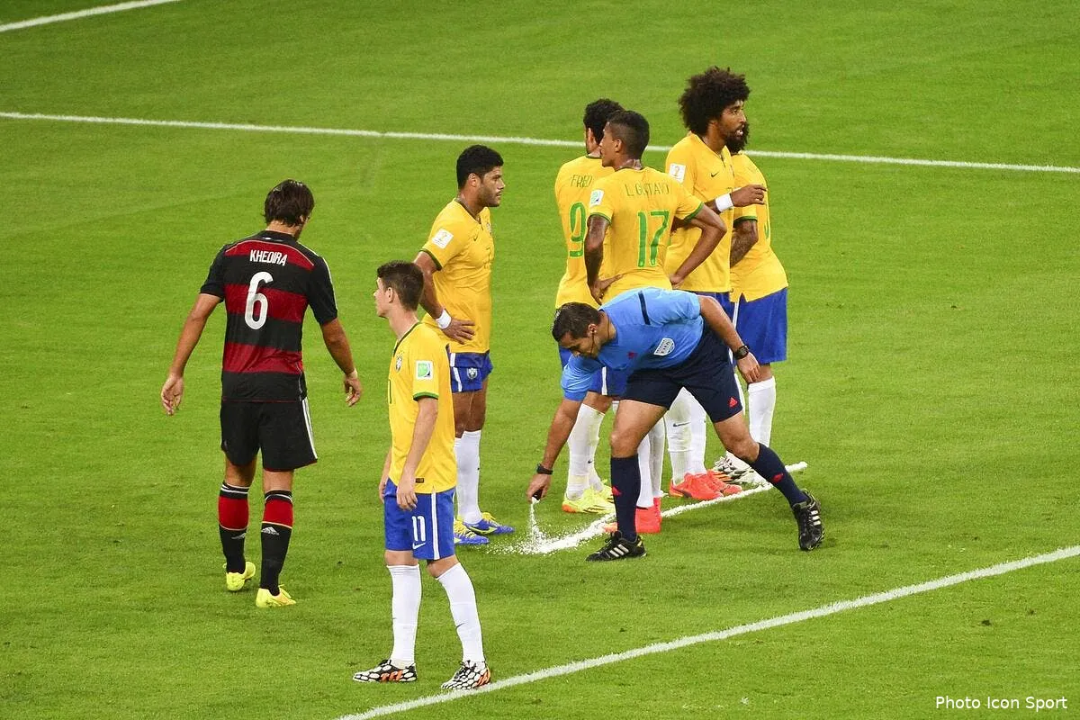 le spray anti tricheur fait son entree en ligue 1 spray87531