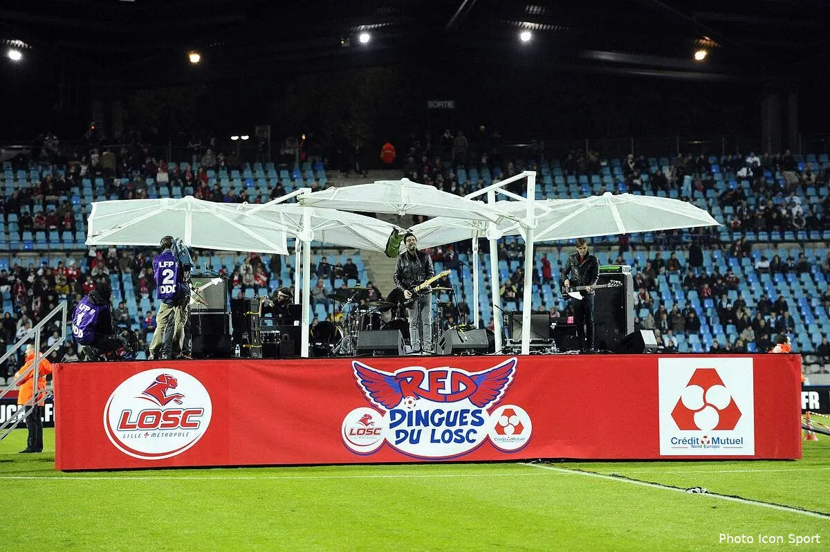 le stade de lille touche comme le stade francais iconsport gad 241010 38 1821133