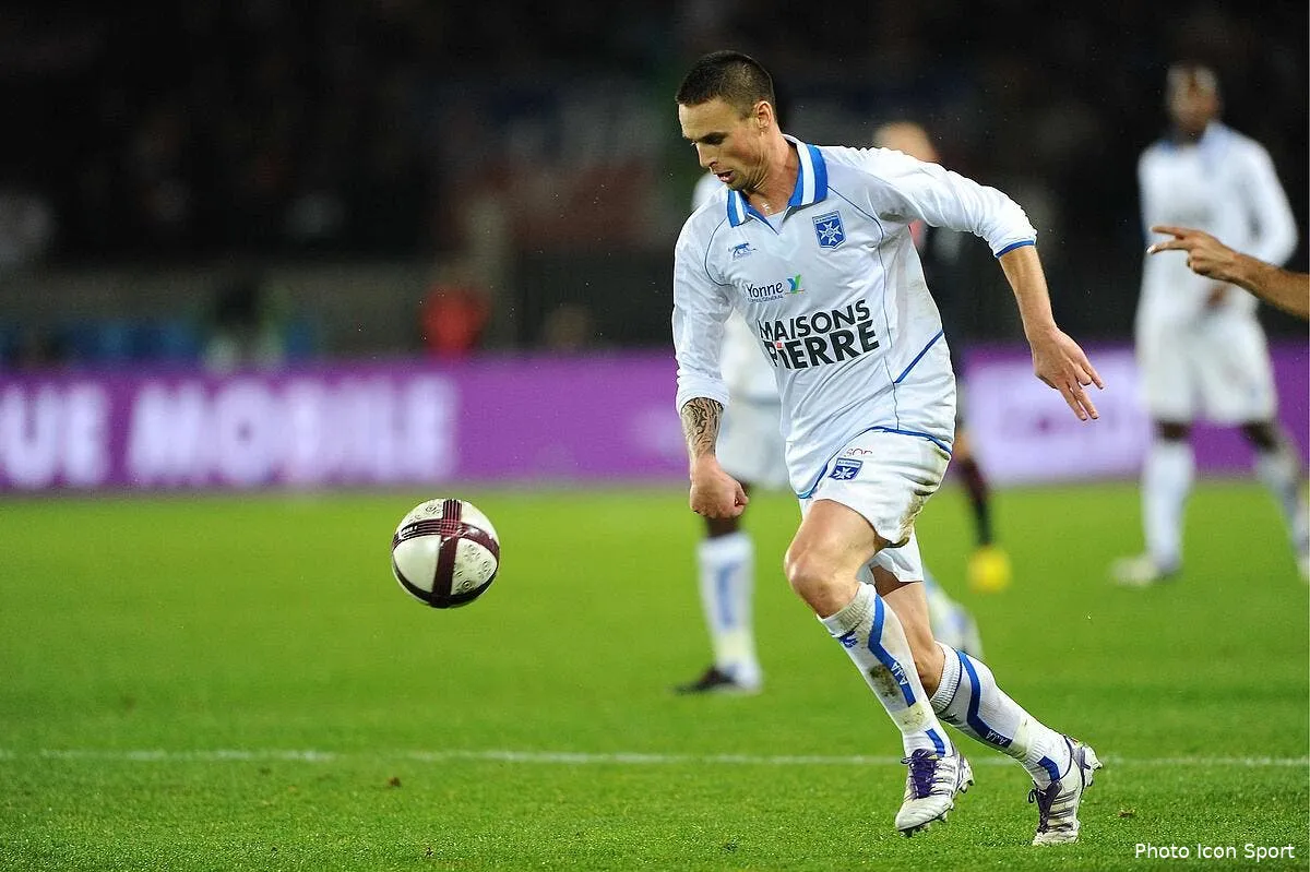 le tallec une catastrophe economique selon son president iconsport winp 041211 18 0330670