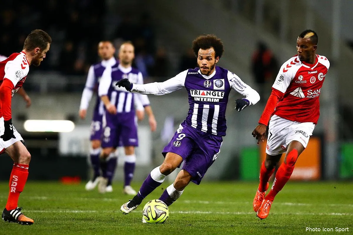 le tfc gagne et en plus il regale iconsport blo 310115 02 04103111