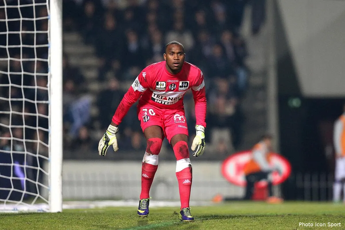 le tfc prolonge ahamada pour 3 ans iconsport blo 110114 05 51100415