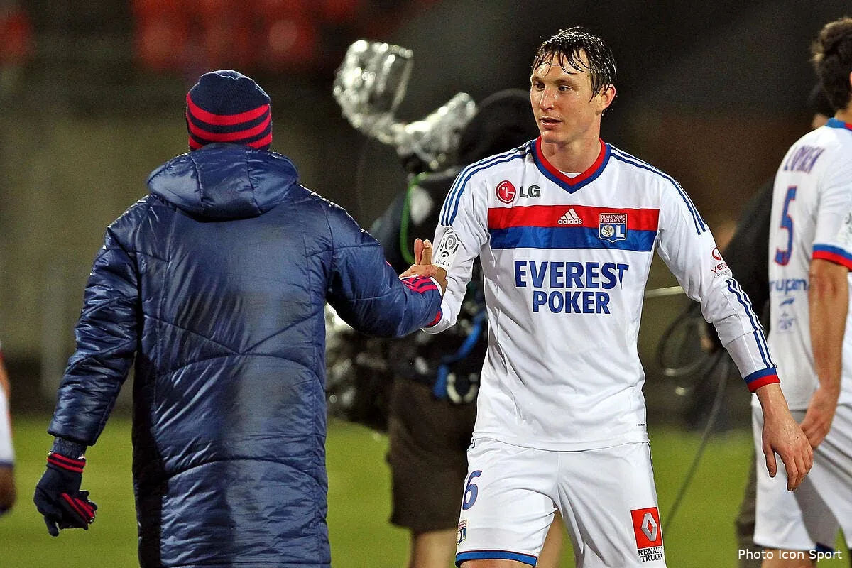 le titre ce n est pas mission impossible pour l ol iconsport tra 111211 05 2928894