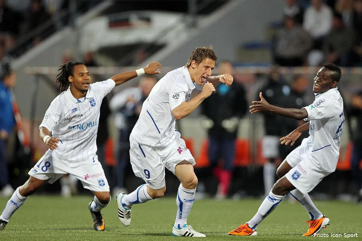 le top 10 pour auxerre qui l eut cru iconsport oue 290511 66 0720076