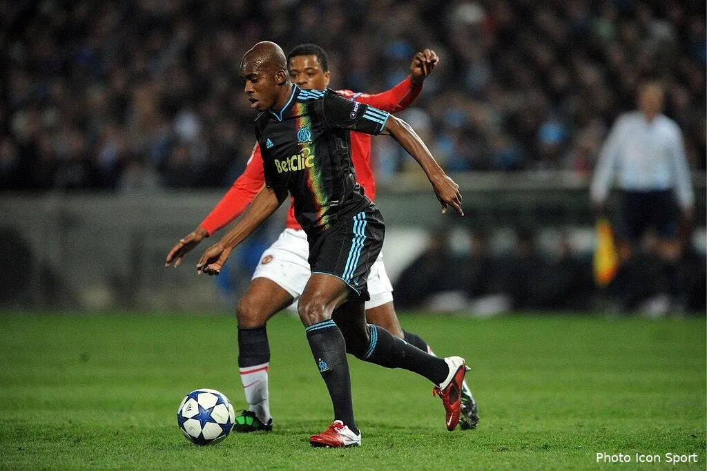 le velodrome fait tourner la tete a kabore 67673 15924