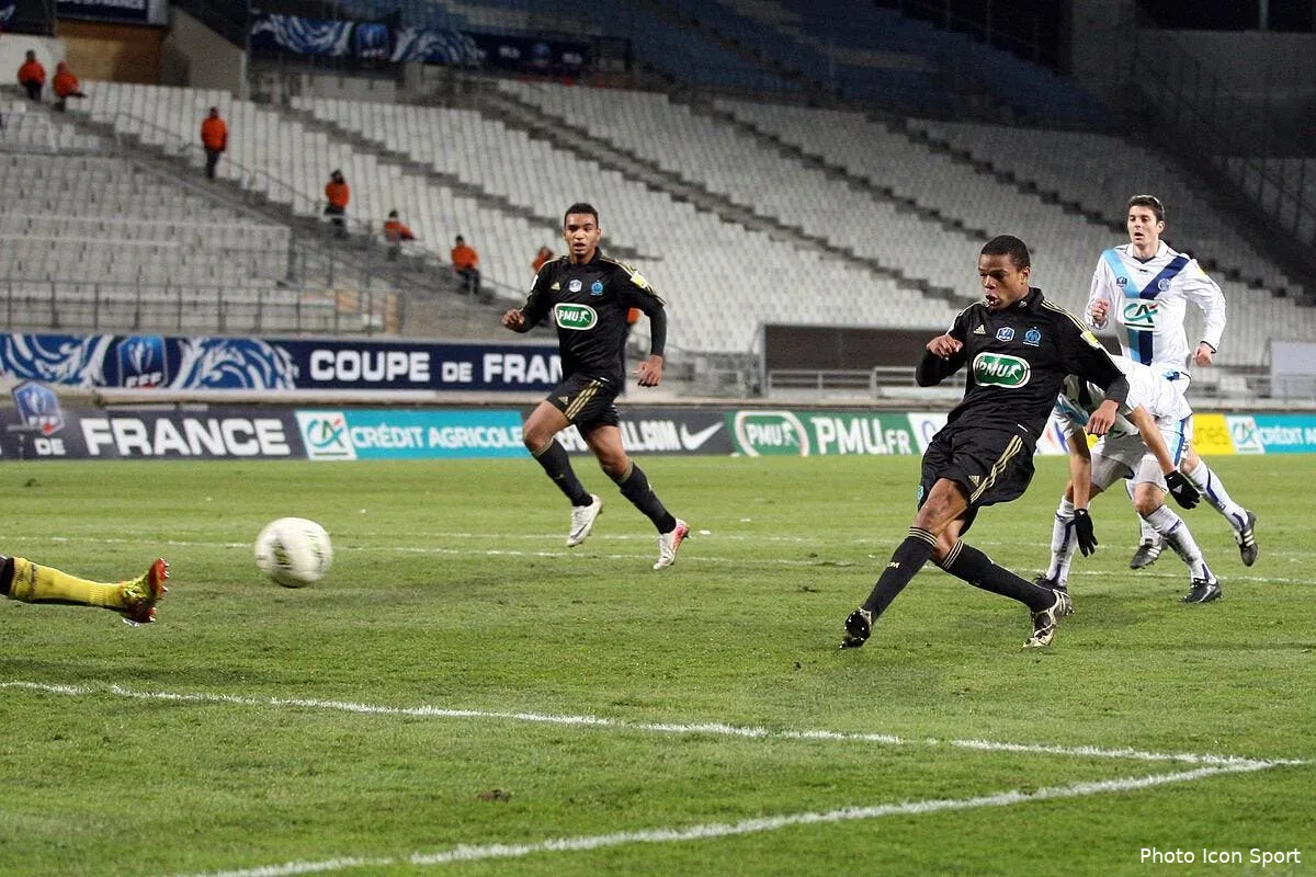 le velodrome va faire le vide pour om nice iconsport blo 220112 22 0330572