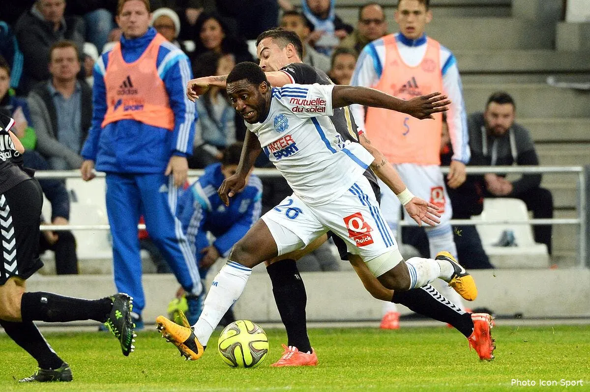 le vrai fou a l om c est lui iconsport pet 130215 05 04105891