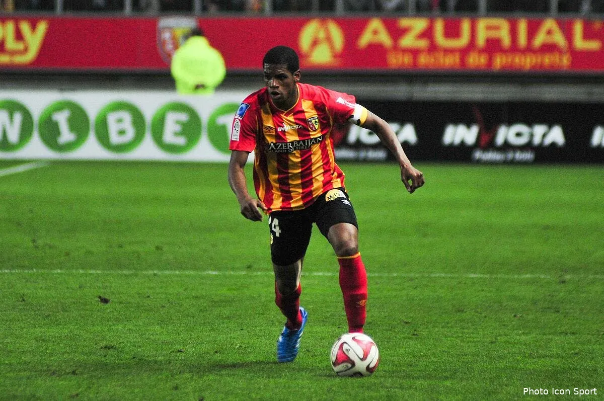 lens a besoin d un tueur et vite iconsport bre 081114 08 1997483