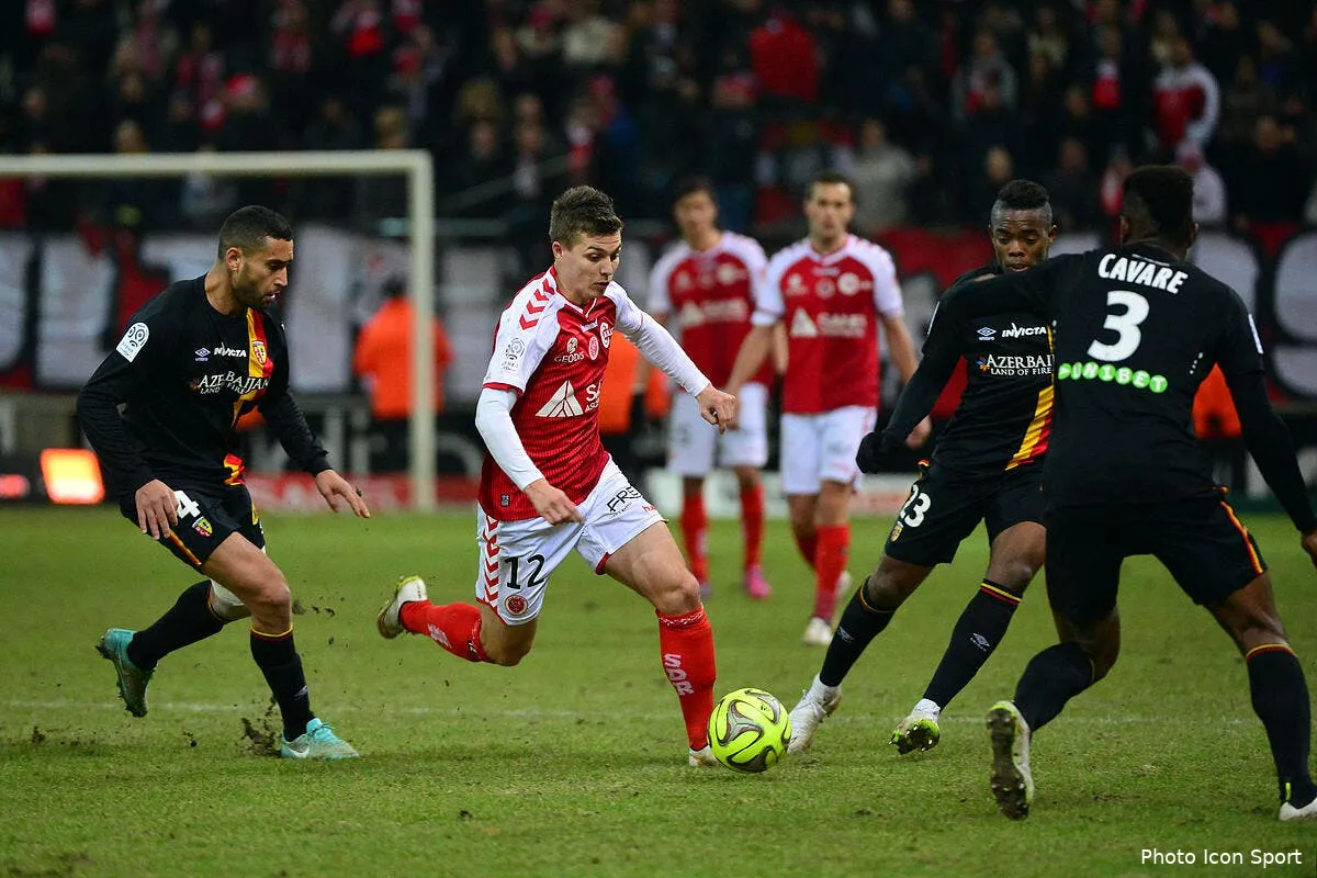 lens en a au moins fini avec les cadeaux iconsport win 250115 87 75102563