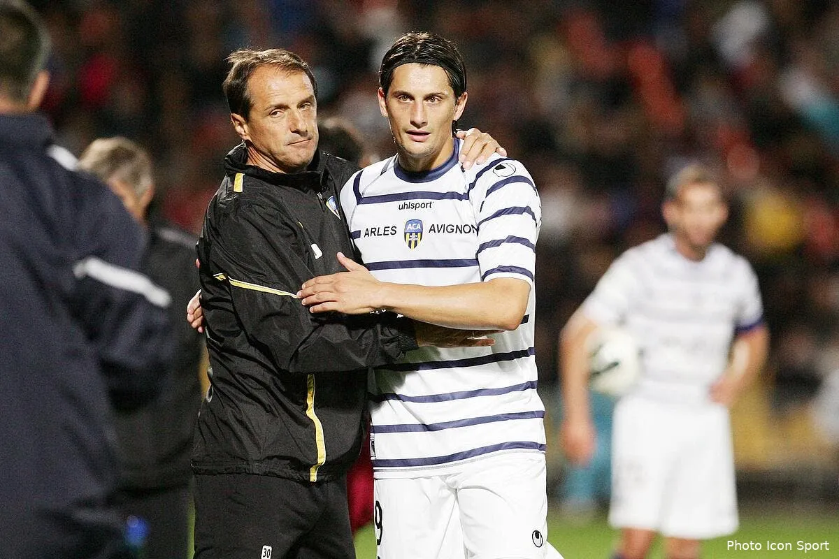 lens imite monaco et tombe a arles iconsport mrv 080811 101 1425133