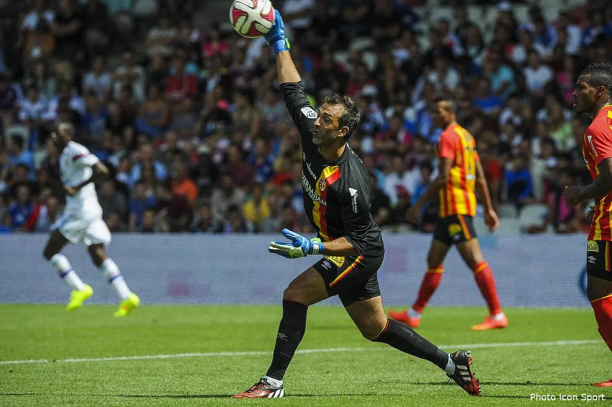 lens ne peut pas se permettre de jouer comme ca iconsport jpt 240814 12 6692873