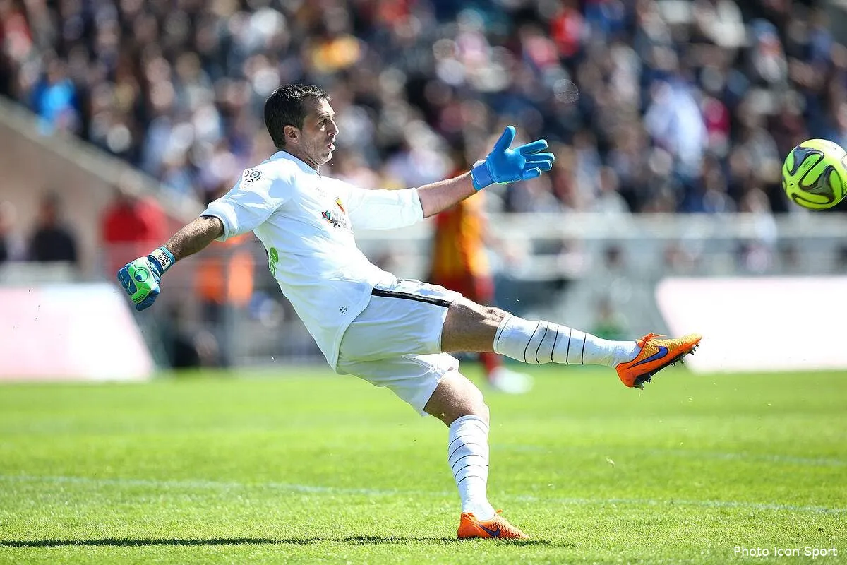 lens se bat et reste pro iconsport blo 050415 05 51108801