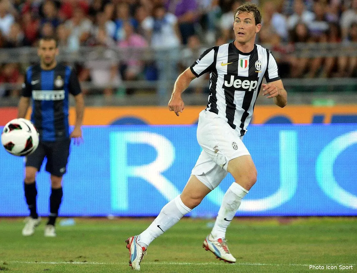 leonardo aurait abandonne la piste lichtsteiner iconsport ipp 200712 08 9738834