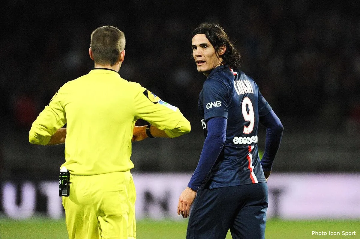 les arbitres sont bien gentils avec les stars du psg balance mounier iconsport jpt 080215 08 14106795