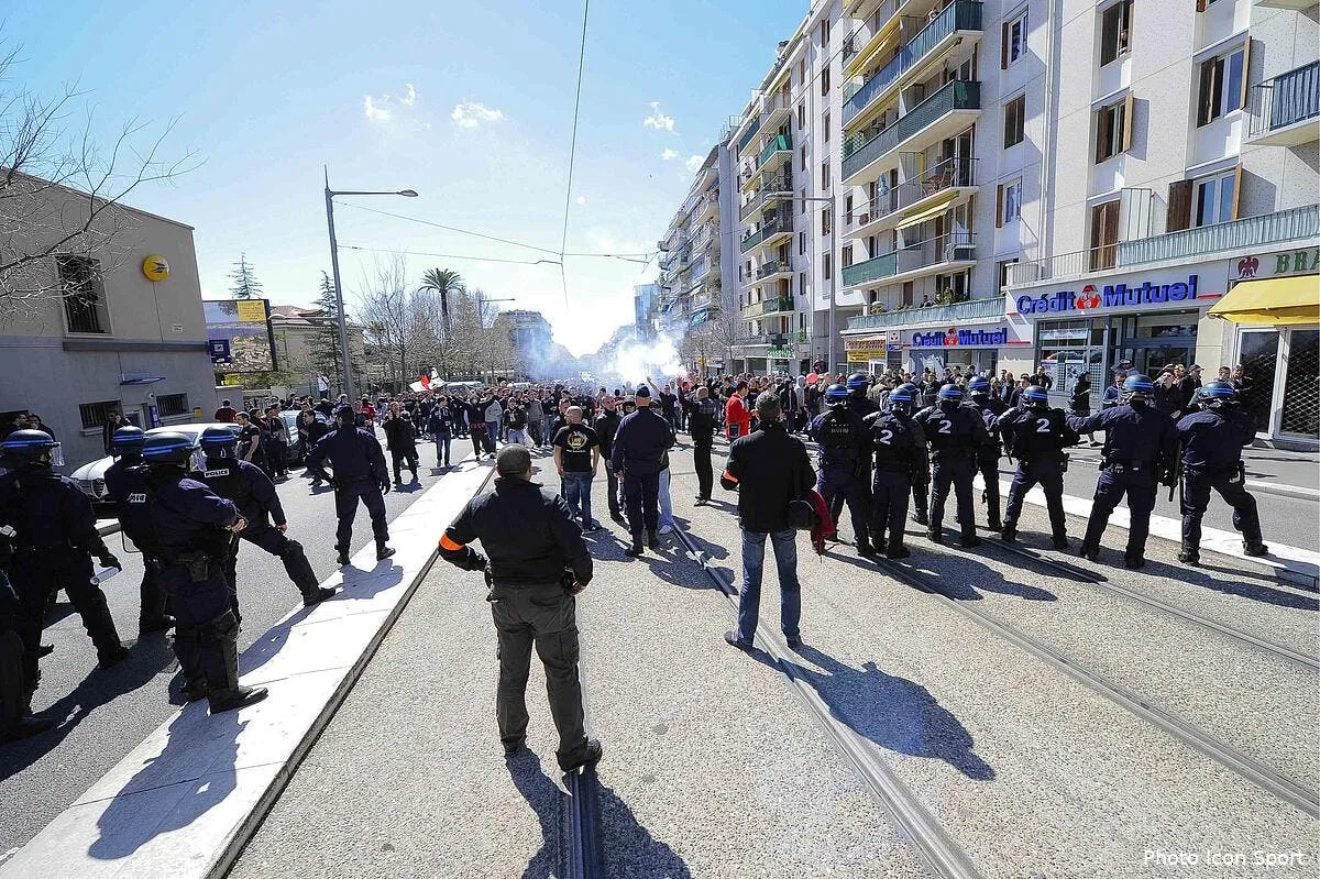 les bad gones n ont pas encore ete punis apres la bagarre ol om iconsport aim 310313 44 9159279