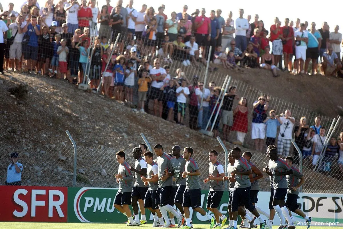 les bleus de blanc pas vraiment populaires iconsport guy 080811 111 0623078