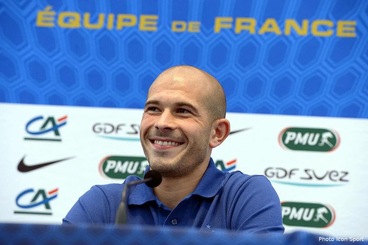 les bleus grace a l ol jallet y croit fort iconsport por 050912 06 9488503