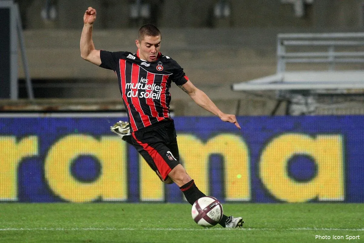 les buts gags ca rapporte aussi trois points a nice iconsport guy 061111 99 0728729