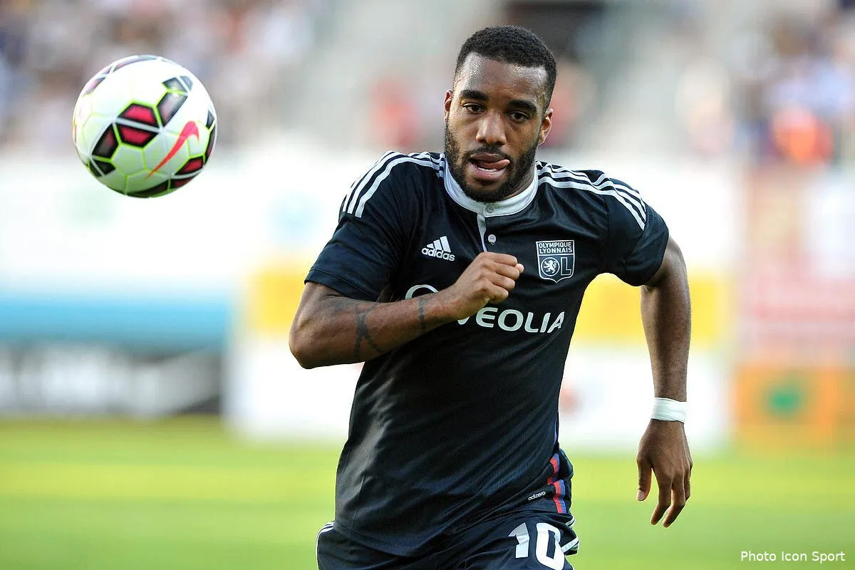 les changements a l ol lacazette dit tout iconsport sla 310714 01 0388995