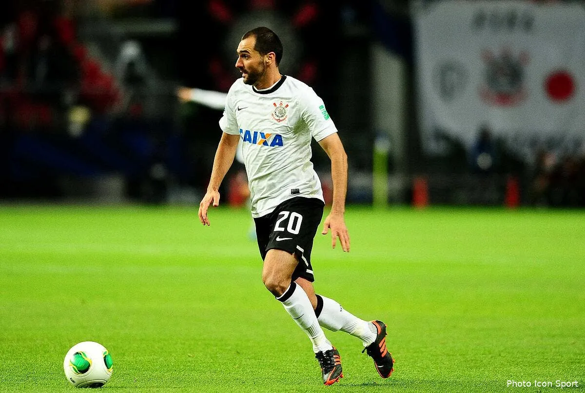 les corinthians battent chelsea pour le titre mondial iconsport ppg 131212 01 0645633