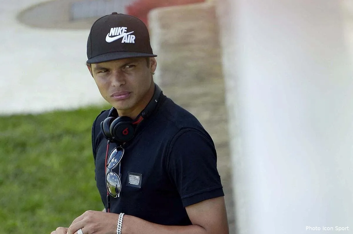 les details du contrat de thiago silva au psg reveles iconsport por 160812 071 9938773