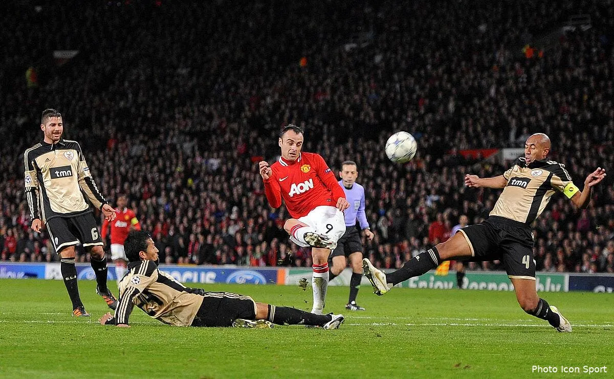 les deux manchester en danger le bayern qualifie iconsport spi 221111 05 0827601