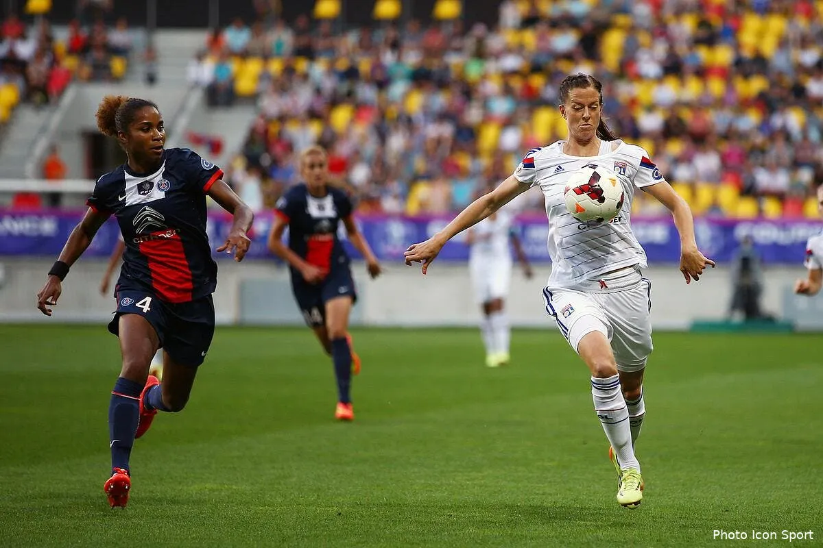 les filles de l ol battent le psg et gagnent la coupe de france iconsport bou 070614 01 0884741