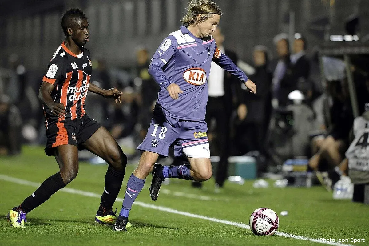 les joueurs salissent l image du club a bordeaux iconsport aim 151011 04 1026032