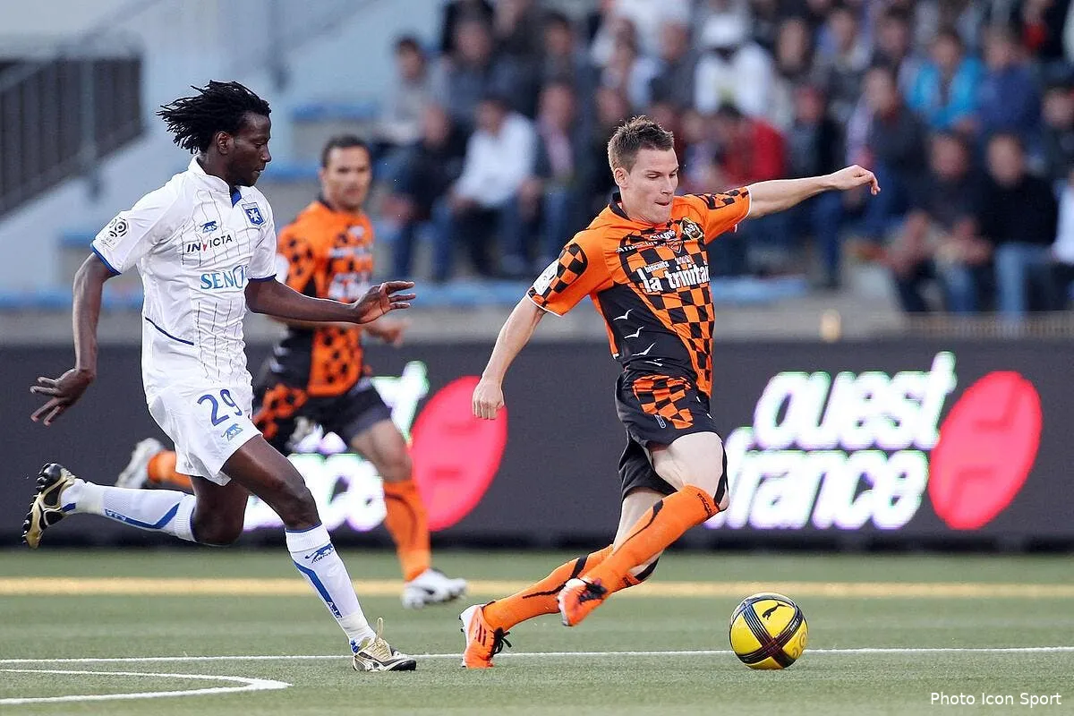 les merlus finissent leur saison en queue de poisson iconsport oue 290511 03 0320080