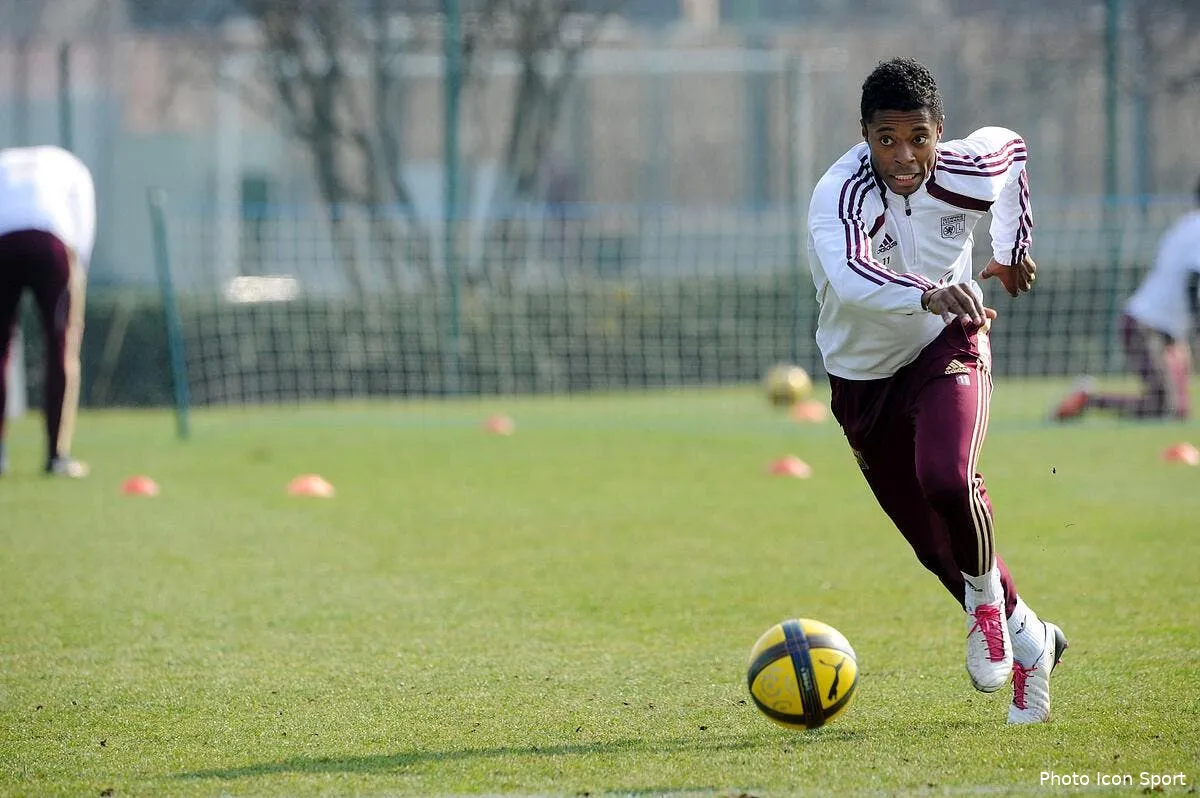 les nouvelles sont plutot bonnes pour bastos et l ol iconsport jpt 040311 05 3618391