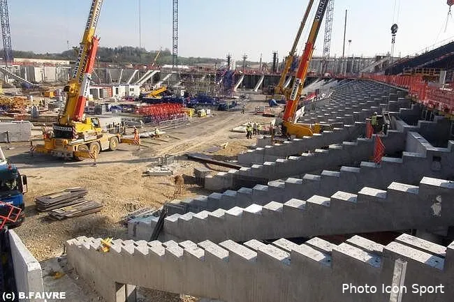 les opposants au grand stade de l ol exigent l arret des travaux photo le grand stade de l ol avance vite grand stade ol 8204783395