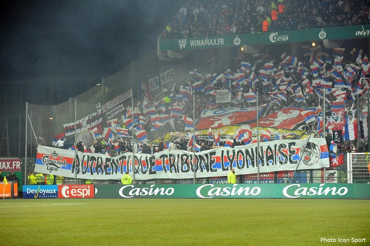 les supporters de l ol enterrent la hache de guerre avec l asse iconsport jpt 120211 777 6553045