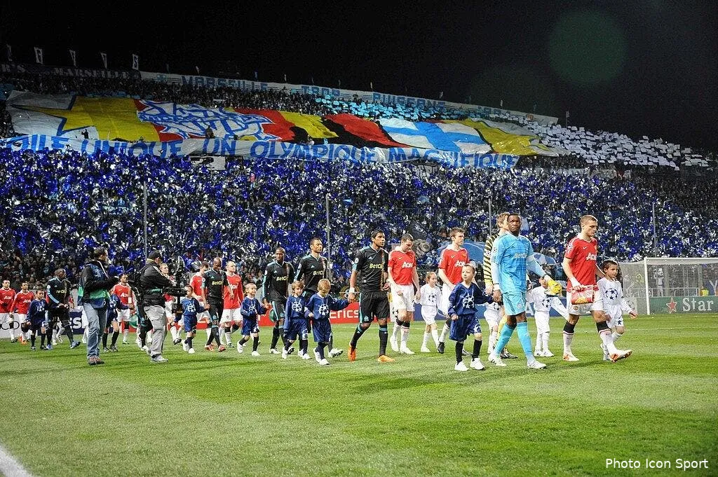 les supporters de mu maltraites par la police a marseille 67894 16112