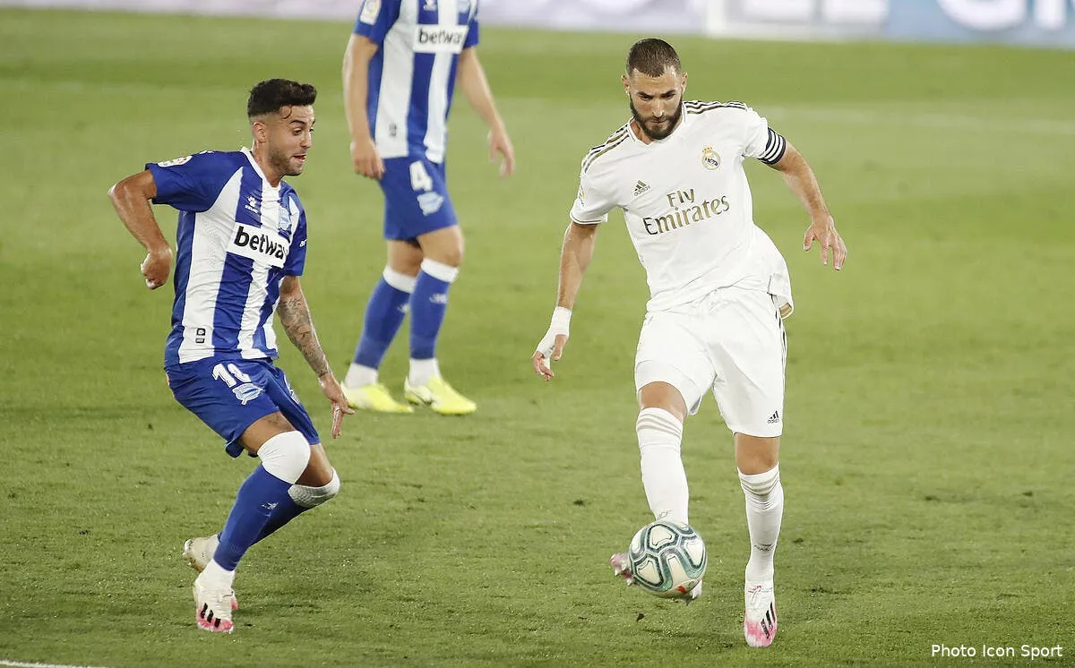 liga benzema rapproche le real du titre icon ecommercefotos ecommerce2 106251362288981