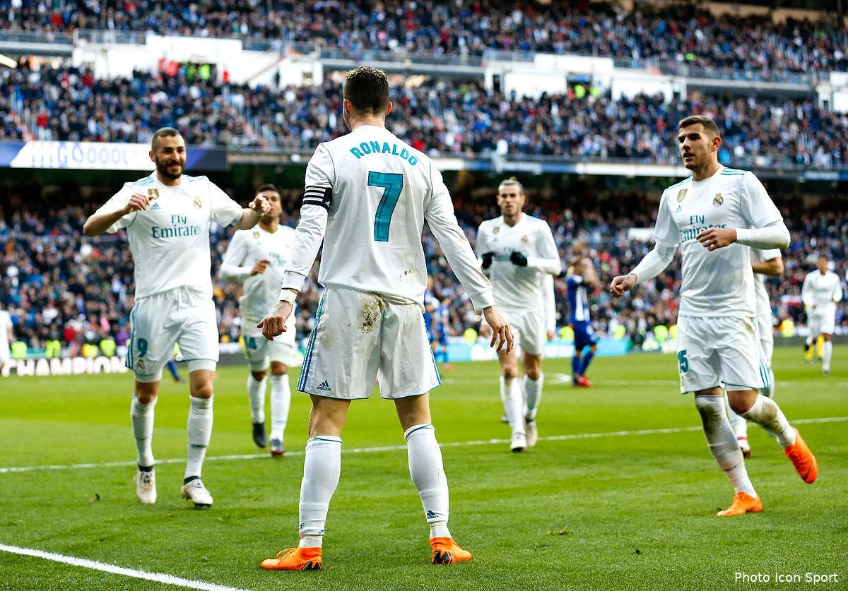 liga cristiano ronaldo offre un penalty a benzema zidane applaudit iconsport icon mar 240218 01 07211011