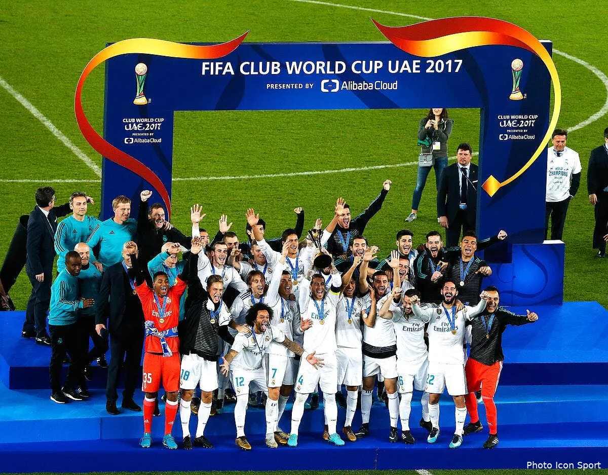 liga le barca lance le clasico en refusant une haie d honneur au real iconsport icon mar 161217 01 21203841