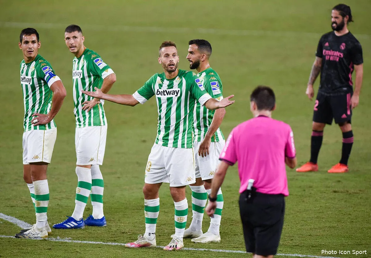 liga le real aide par la var barcelone lance les polemiques icon ps 200926 028295191