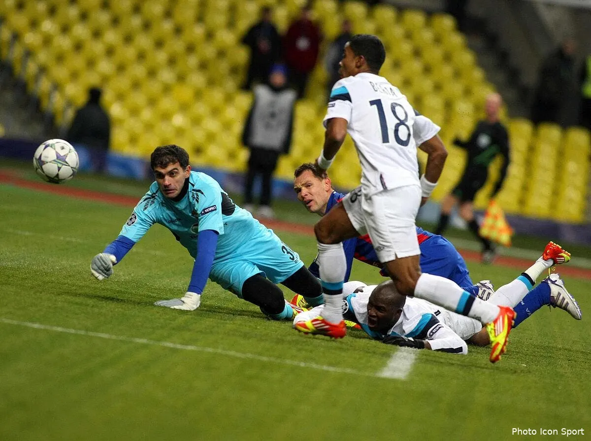 lille a les 1 8e de finale a portee de main iconsport rus 221111 05 0428166