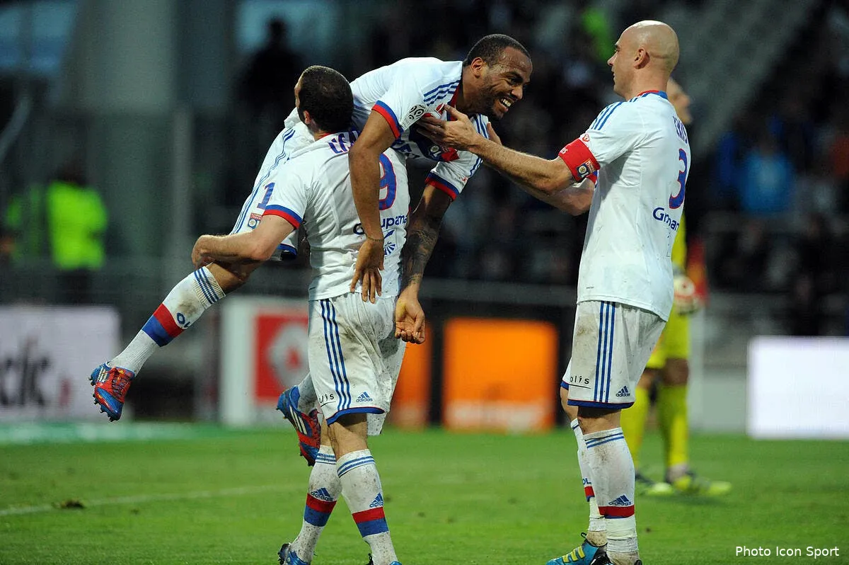 lille a un peu casse l ambiance a l ol jpt 020512 04 1034512