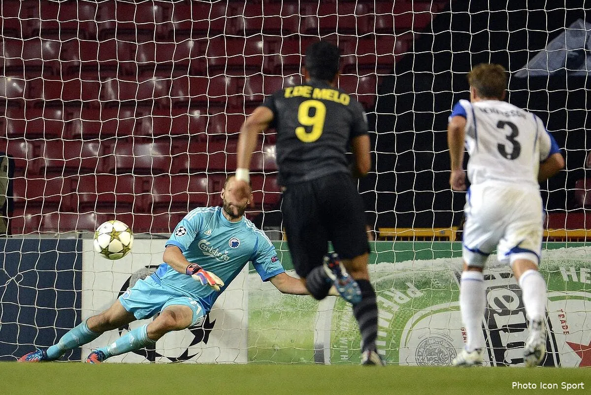 lille espere avoir garde des buts pour le retour iconsport lar 210812 01 0538825